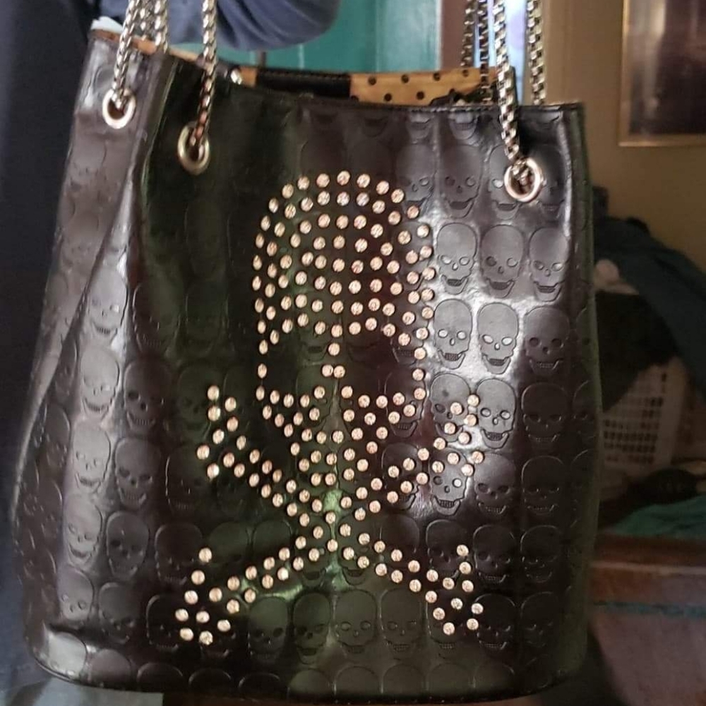 Skull purse